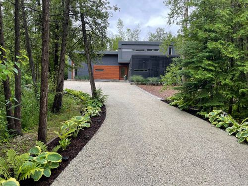 208544 26 Highway, Blue Mountains, ON, N0H1J0 | Card Image