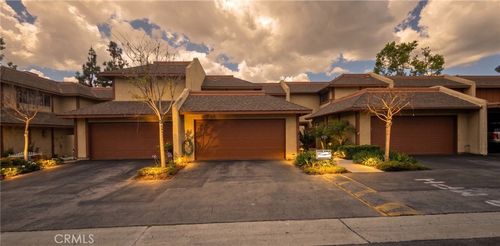 541 Berry Way, La Habra, CA, 90631-5902 | Card Image