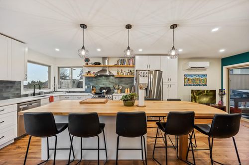 4589 Kilmarnock Dr, Courtenay, BC, V9N9S6 | Card Image