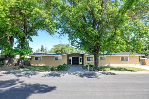 509 Wentworth Ln, Modesto, CA, 95350-1548 | Card Image