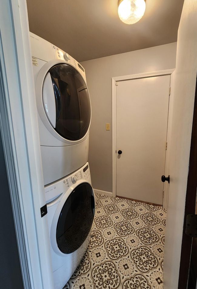 Laundry | Image 10