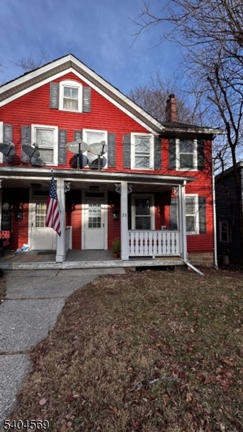 21 Liberty St, Newton, NJ, 07860-1709 | Card Image