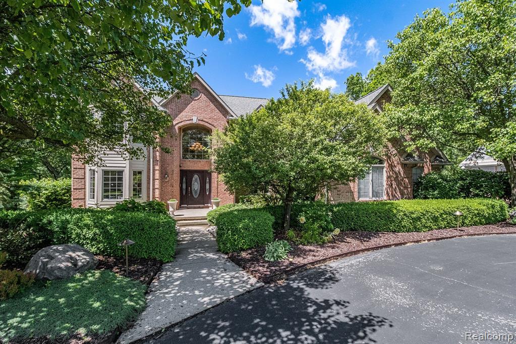 Deerwood Rd, Clarkston, MI 48348 #1