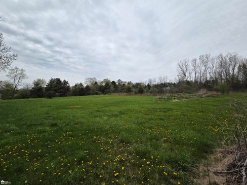 11144 N Lewis Rd, Clio, MI, 48420-7911 | Card Image