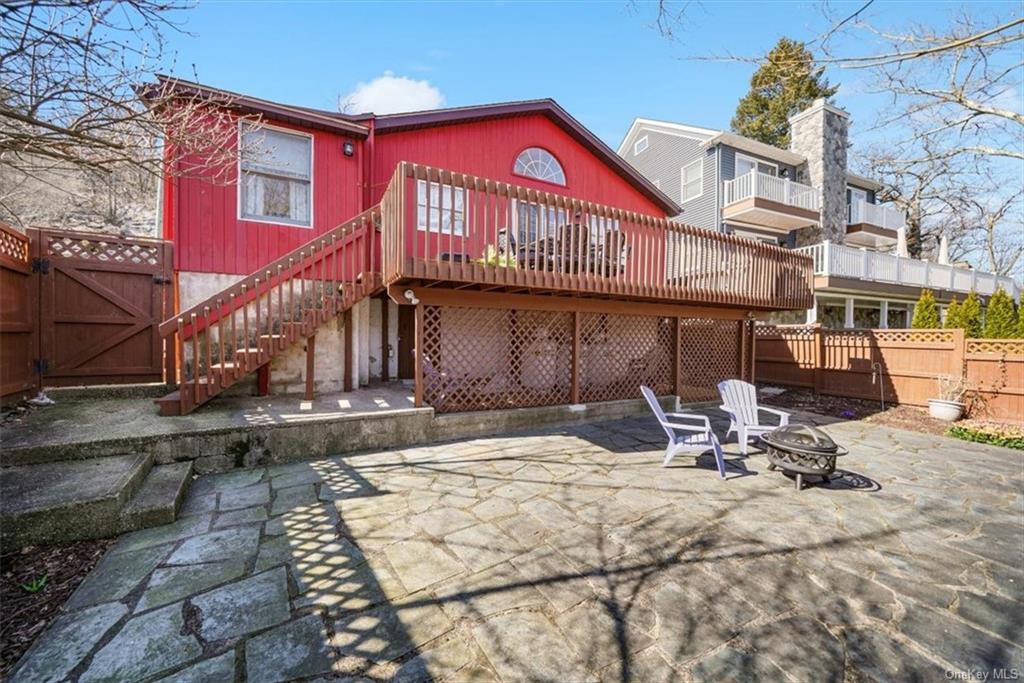 Brook Trl, Greenwood Lake, NY 10925