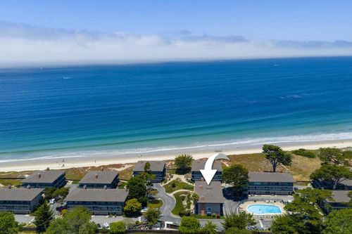 39 La Playa St, Monterey, CA, 93940-2442 | Card Image