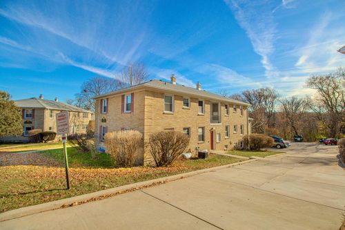 c-1311 E Randolph Court, Milwaukee, WI, 53212 | Card Image