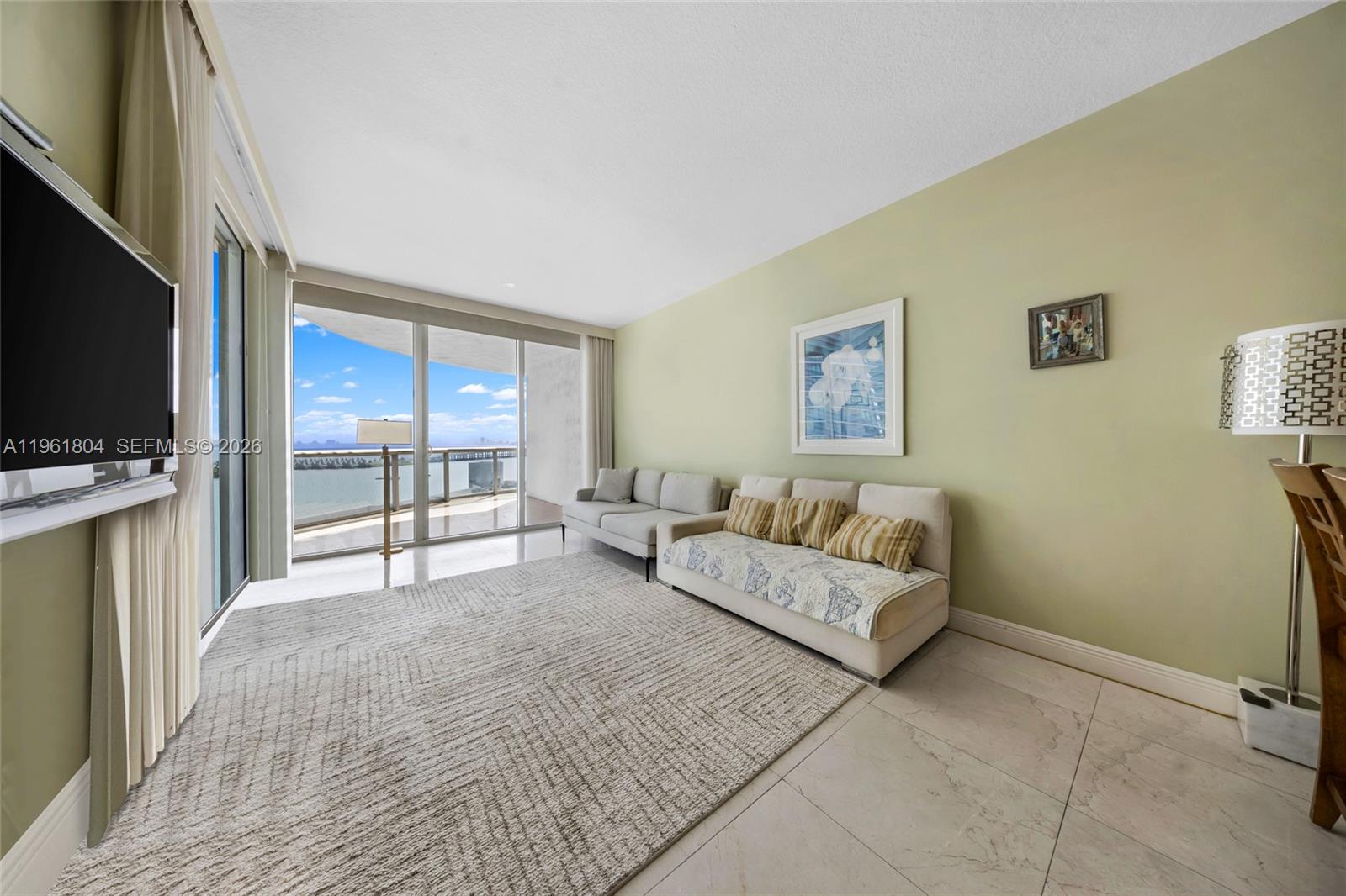 Residential in Miami 3