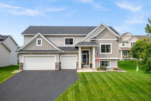 5601 Upper 179th St W, Lakeville, MN, 55044-4930 | Card Image