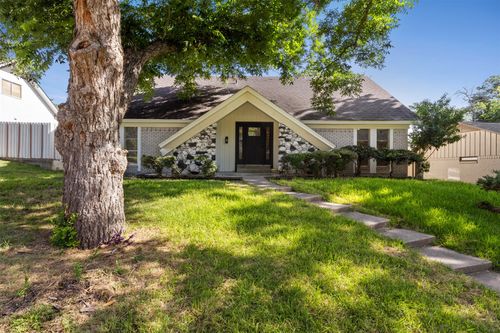 1631 Windchime Drive, Dallas, TX, 75224 | Card Image