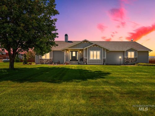 18537 Lonkey Ln, Caldwell, ID, 83607-9427 | Card Image