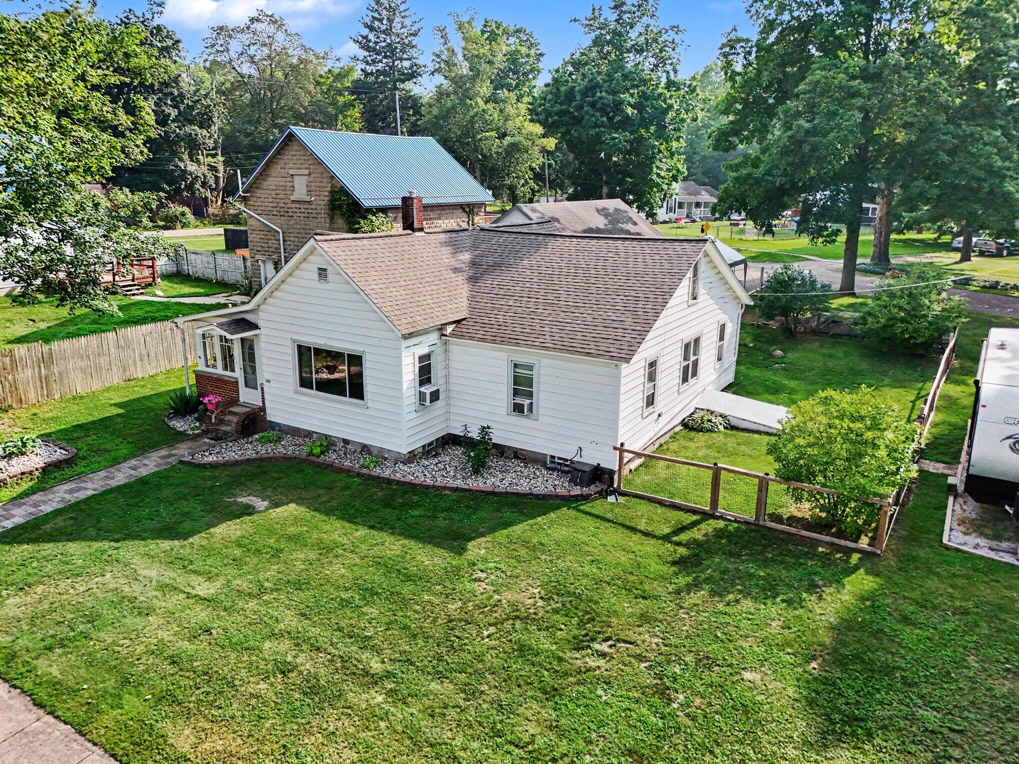 Residential in Burr Oak 4