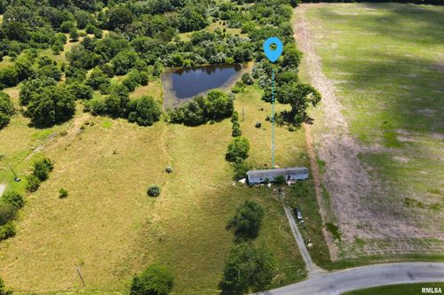 22741 Galatia Post Rd, Pittsburg, IL, 62974-1828 | Card Image