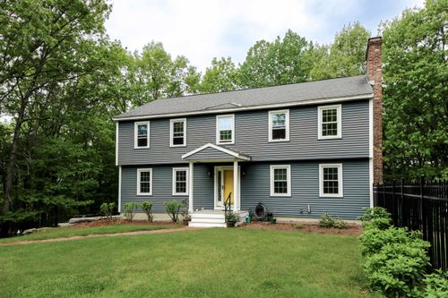 6 Maryann Ln, Merrimack, NH, 03054-4597 | Card Image