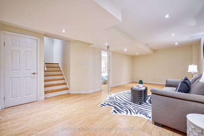 18 Neeley Rd, House attached with 5 bedrooms, 4 bathrooms and 1 parking in Markham ON | Image 31