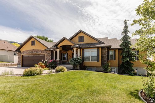 160 E 600 N, Millville, UT, 84326-7714 | Card Image
