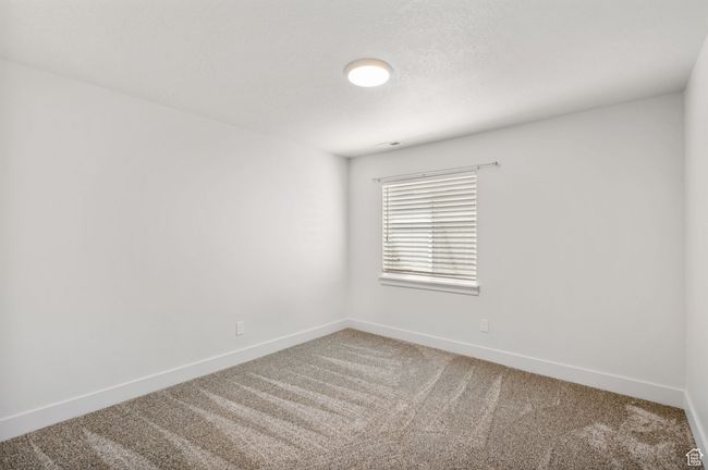 Upstairs Bedroom #2 | Image 25