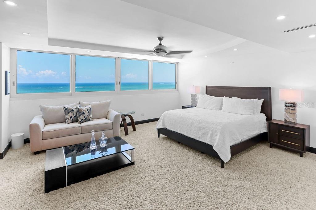 Residential en venta en CAROLINA, 4327 ISLA VERDE, 3171 m²