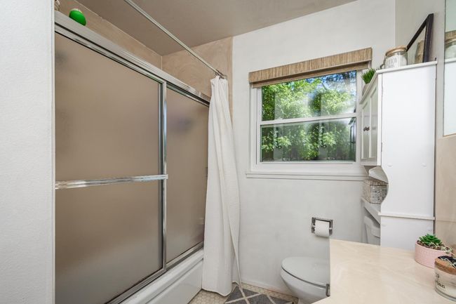 581 Crestview Dr, House other with 4 bedrooms, 1 bathrooms and null parking in Diamond Springs CA | Image 23