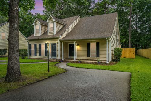 387 Springview Ln, Summerville, SC, 29485-8271 | Card Image
