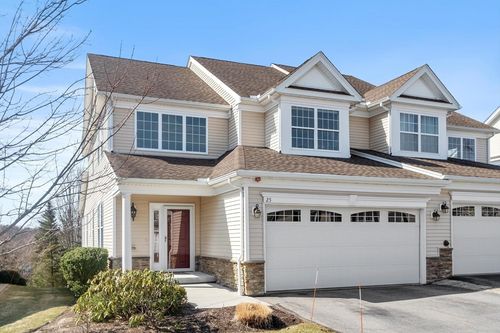 22-25 Avebury Ln, Marlborough, MA, 01752-1239 | Card Image