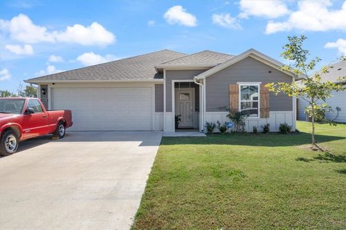 1329 Bates St, Gentry, AR, 72734-4031 | Card Image