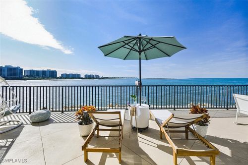 601-601 La Peninsula Blvd, NAPLES, FL, 34113-4042 | Card Image