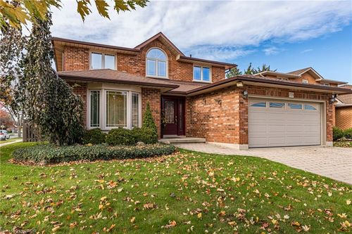 159 Valera Dr, Stoney Creek, ON, L8E4T1 | Card Image