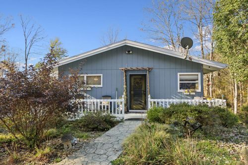 353 Ralph Morrison Rd, Peebles, OH, 45660-9503 | Card Image