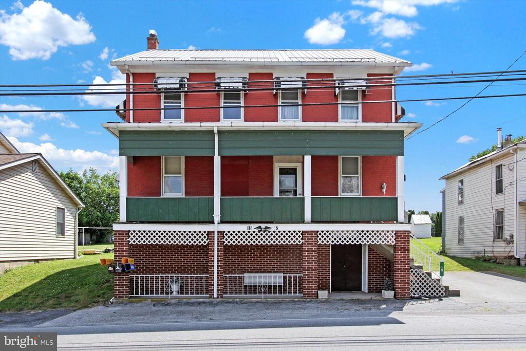 Maple St, Gettysburg, PA 17325