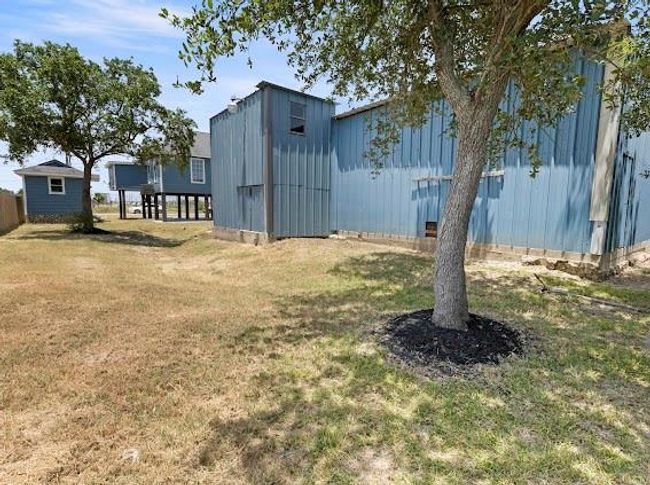 909 18th Street, House other with 4 bedrooms, 2 bathrooms and null parking in San Leon TX | Image 14