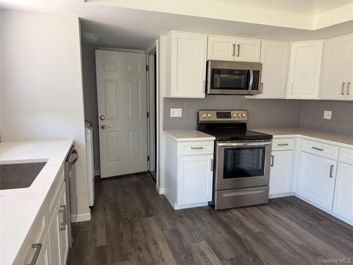 130 Tarpon Ave, Medford, NY, 11763-4429 | Card Image