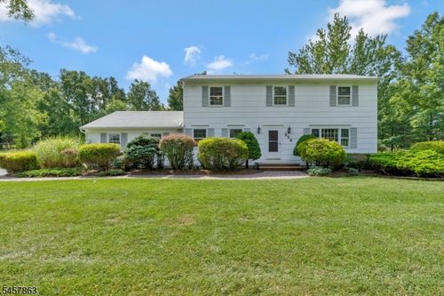258 Dutch Farm Rd, Bridgewater, NJ, 08807-1105 | Card Image