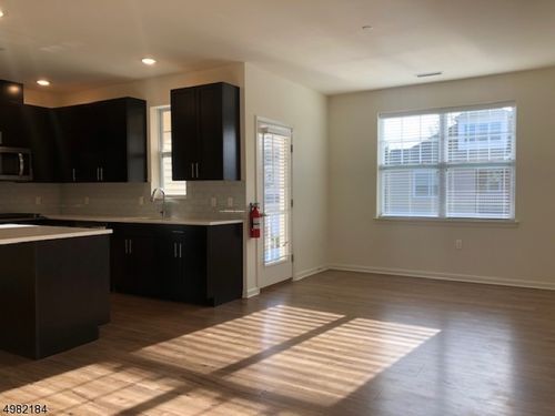 22-60 Passaic Ave, Fairfield, NJ, 07004-3522 | Card Image