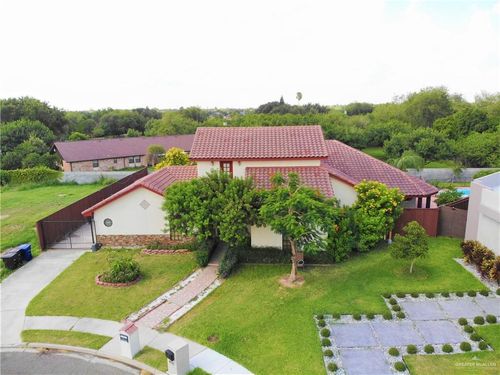 4713 Quince Ave, McAllen, TX, 78501-3699 | Card Image