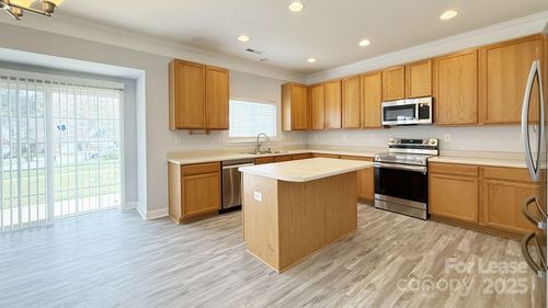 119 Tribune Dr, Charlotte, NC, 28214-8894 | Card Image