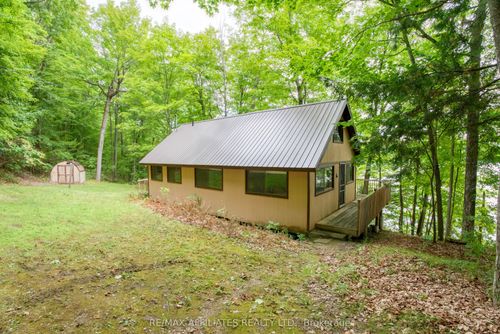 75 Demerling Lane, South Frontenac, ON, K0H1T0 | Card Image