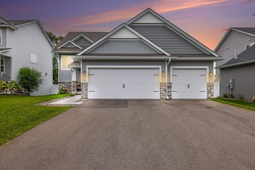 7457 63rd St S, Cottage Grove, MN, 55016-6017 | Card Image