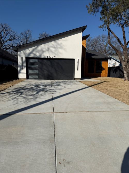 3509 Harlingen St, Dallas, TX, 75212-2006 | Card Image