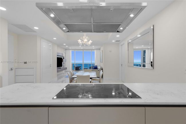 APT-4606 - 18201 Collins Ave, Condo with 2 bedrooms, 3 bathrooms and null parking in Sunny Isles Beach FL | Image 16