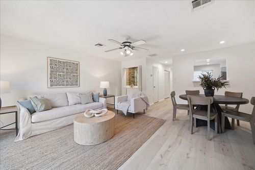 unit-11-2515 Bering Dr, Houston, TX, 77057-4918 | Card Image