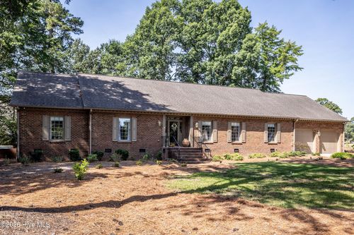 5050 Country Club Dr N, Wilson, NC, 27896-9122 | Card Image