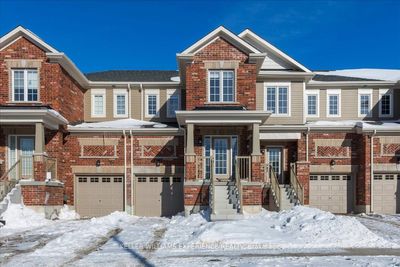 12 Wheatfield Rd, Home with 3 bedrooms, 3 bathrooms and 3 parking in Barrie ON | Image 1