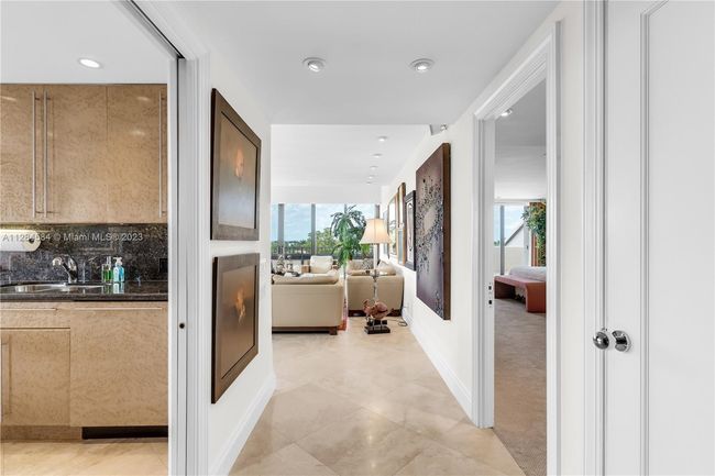 APT-543 - 151 Crandon Blvd, Condo with 3 bedrooms, 3 bathrooms and null parking in Key Biscayne FL | Image 14