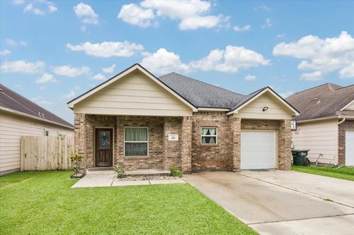 1741 Eagle Lake Rd, Sealy, TX, 77474-3794 | Card Image