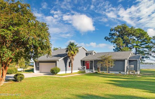 188 Myrtlewood Ln, Bayboro, NC, 28515-9396 | Card Image