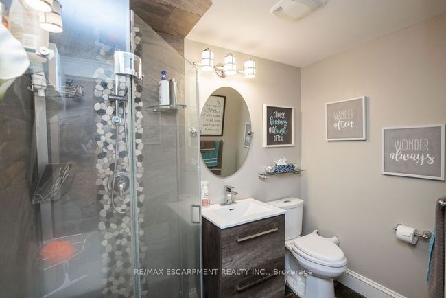 154 Dundas St E, House other with 3 bedrooms, 2 bathrooms and 6 parking in Dundas ON | Image 14