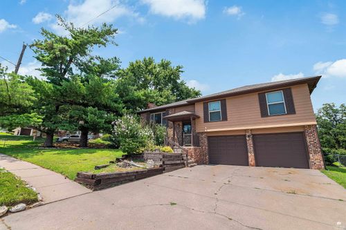 730 Skyline Dr, Junction City, KS, 66441-4057 | Card Image