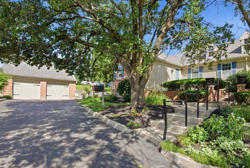 6 Devon Ct, Fairfield, OH, 45014-5266 | Card Image