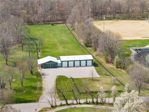 3995 Edwardsville Galena Rd, Georgetown, IN, 47122-8651 | Card Image